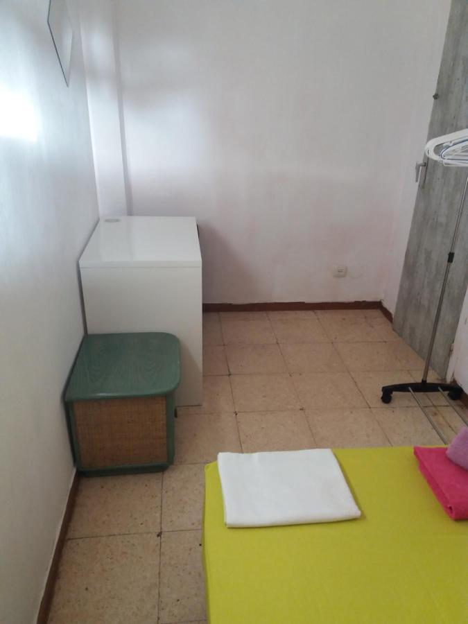 Habitaciones Cerca Del Mar Reus Luaran gambar